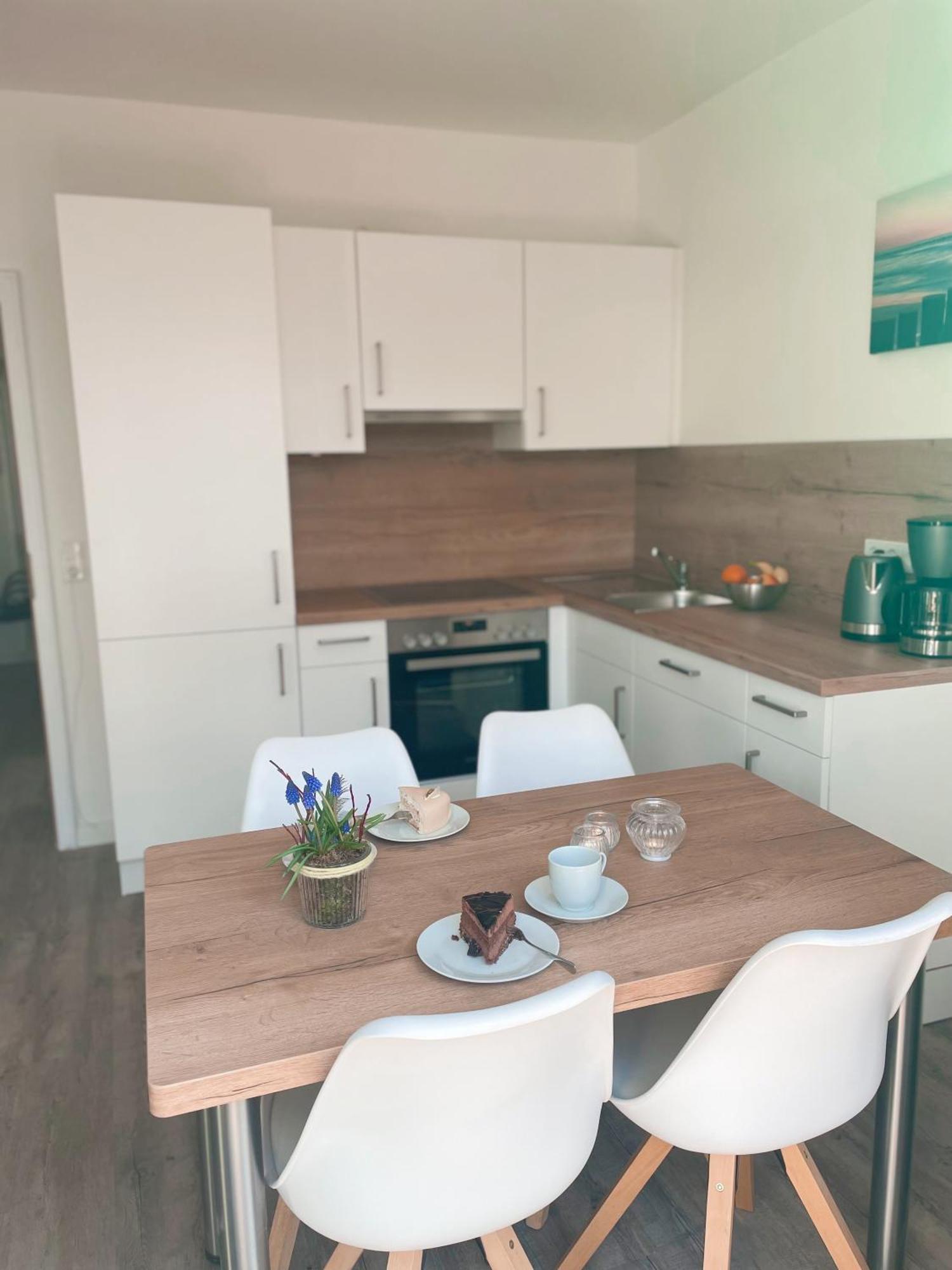 Ferienwohnung Haus Urvasi Lübeck Exterior foto